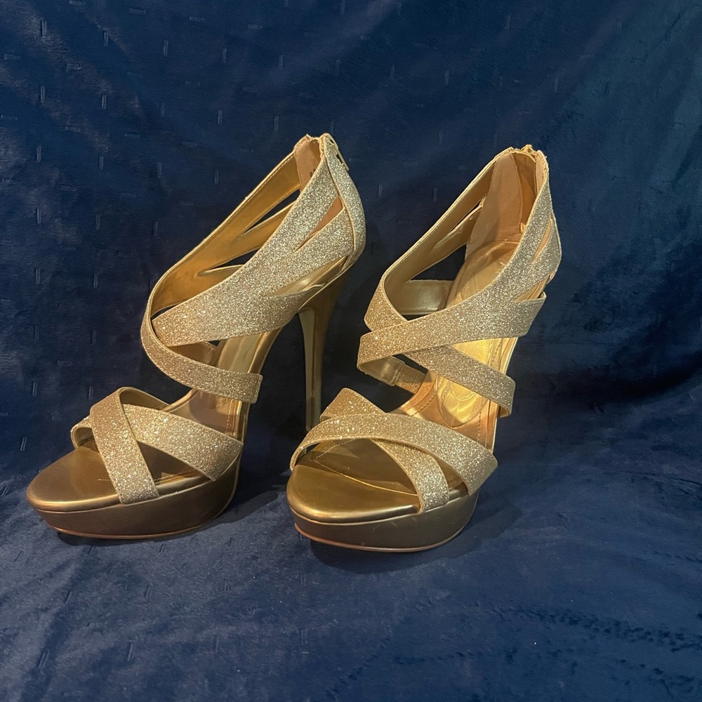 Aldo Salvietti Metallic Gold Heels- size 9 (40)